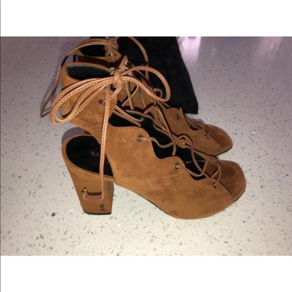 Saint Laurent Babies Suede Lace up 
EU8 US 7.5 Protected soles 
Worn twice - Picture 2 of 4